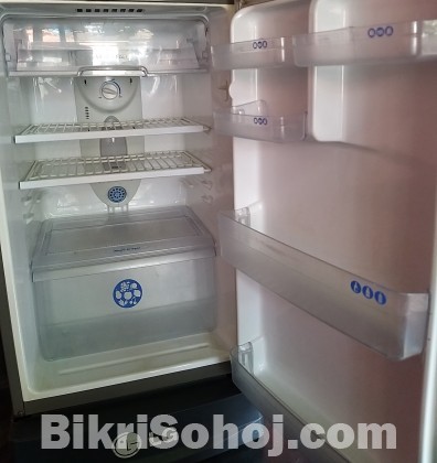 LG puraton Fridge